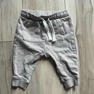 3/$20 H&M 6-9m Baby Cotton Sweatpants Joggers